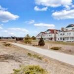 Lakefront Condo - Step-free & accessible